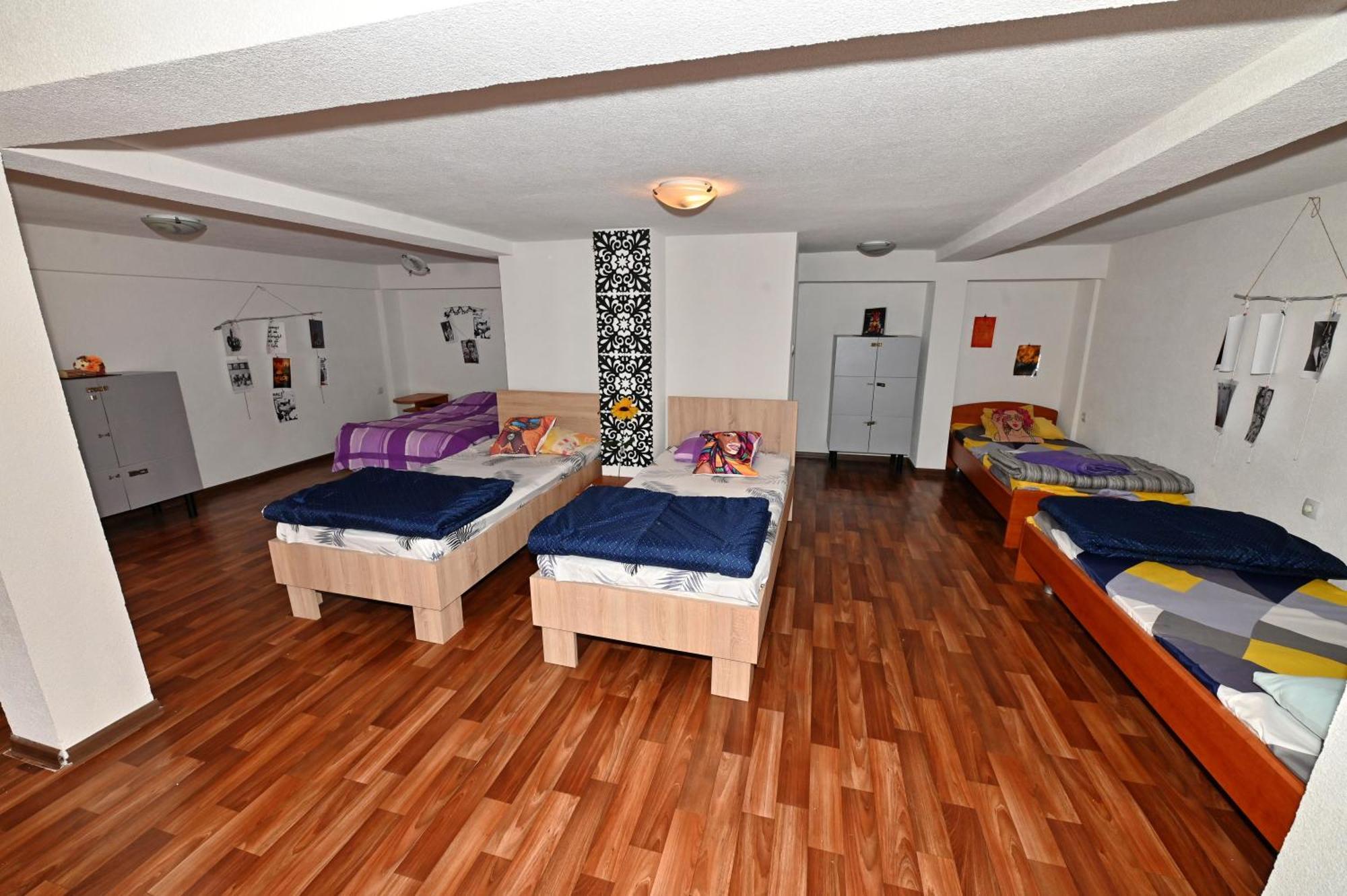 Blue Lake Hostel Охрид Екстериор снимка