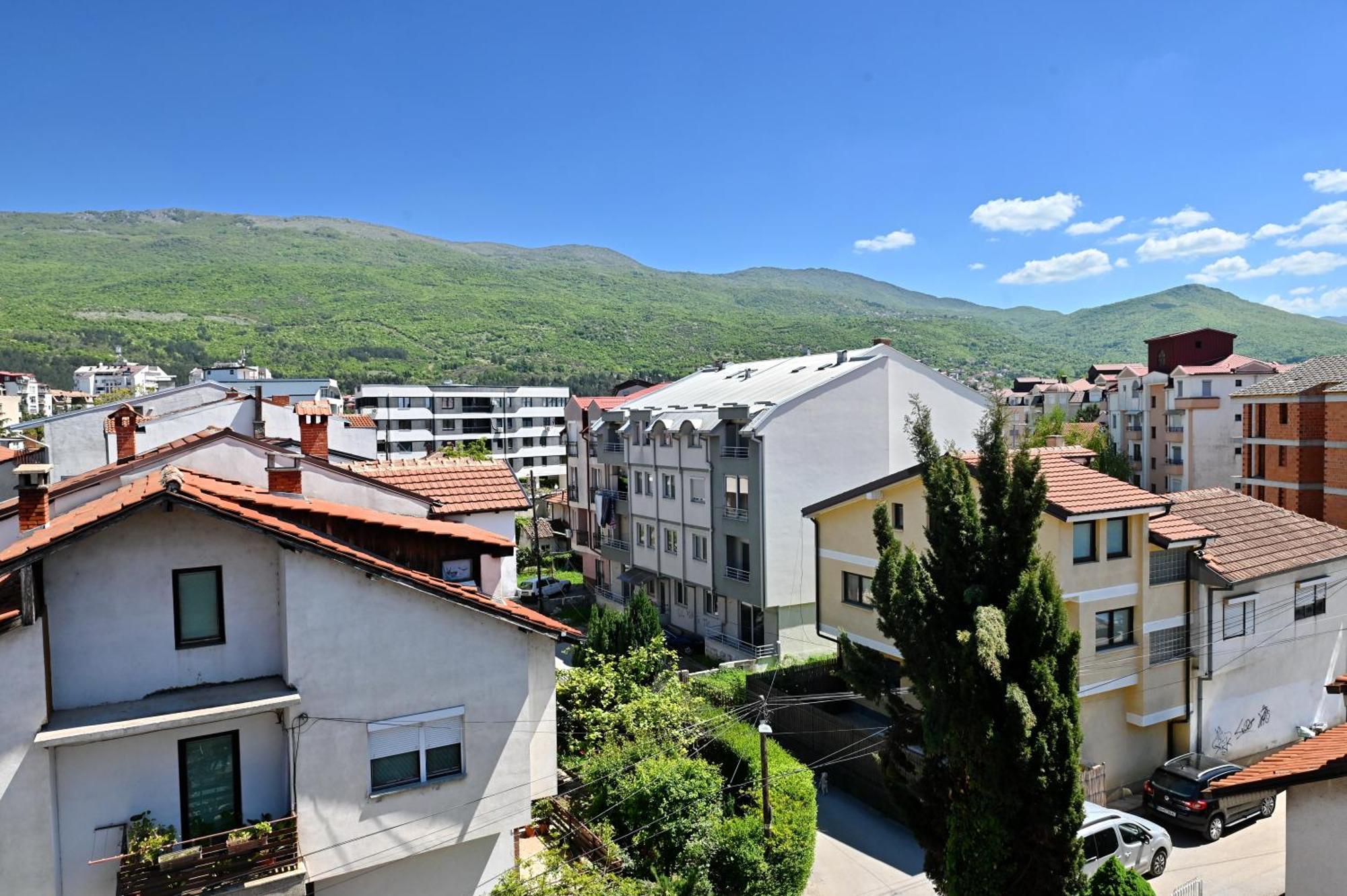 Blue Lake Hostel Охрид Екстериор снимка