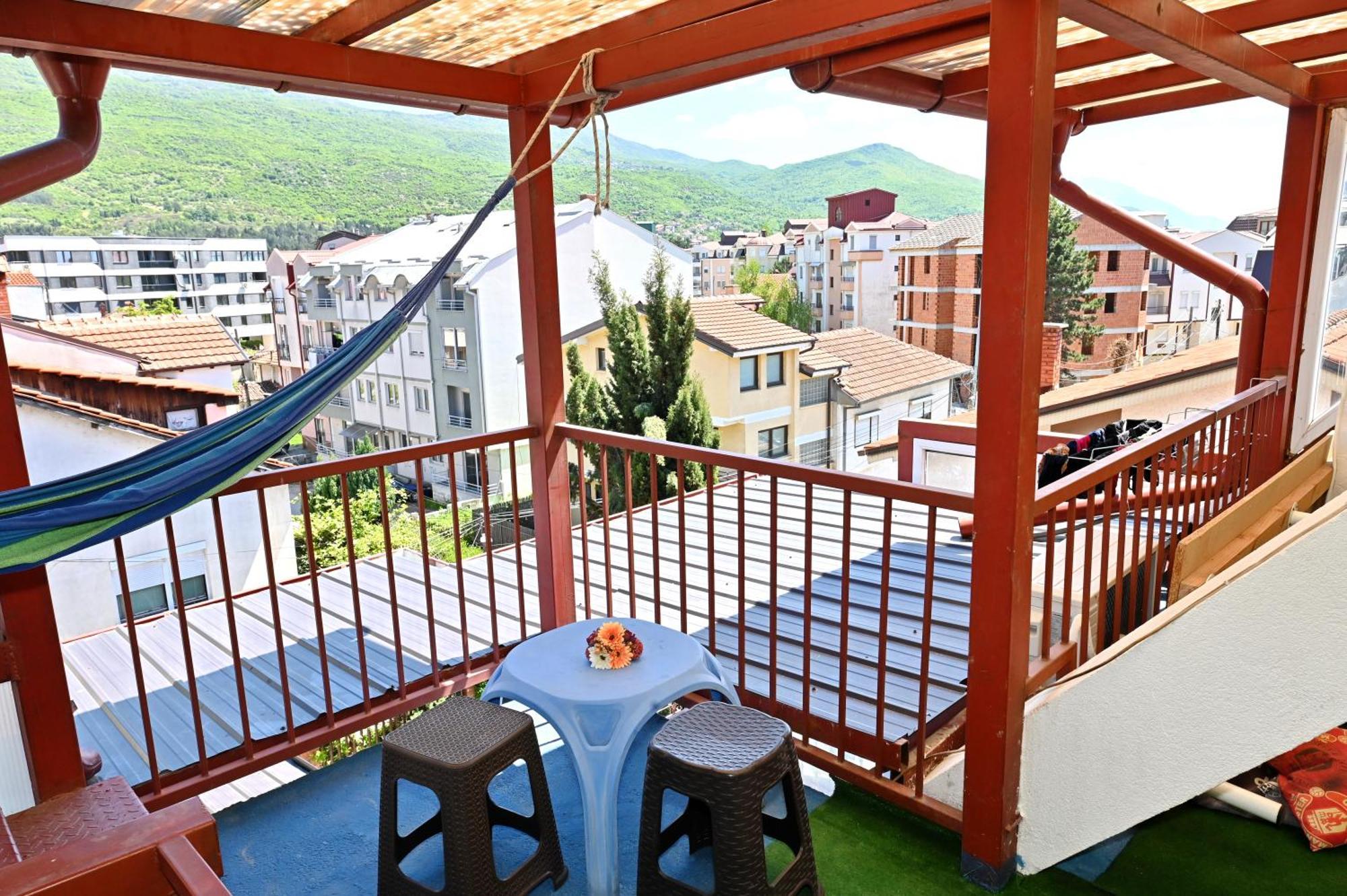 Blue Lake Hostel Охрид Екстериор снимка